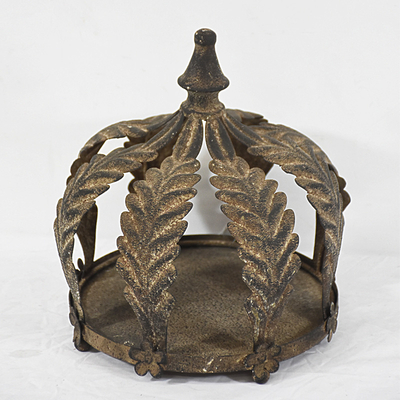 High Quality Shabby Chic Crown Shaped Metal Tealight Candle Holder