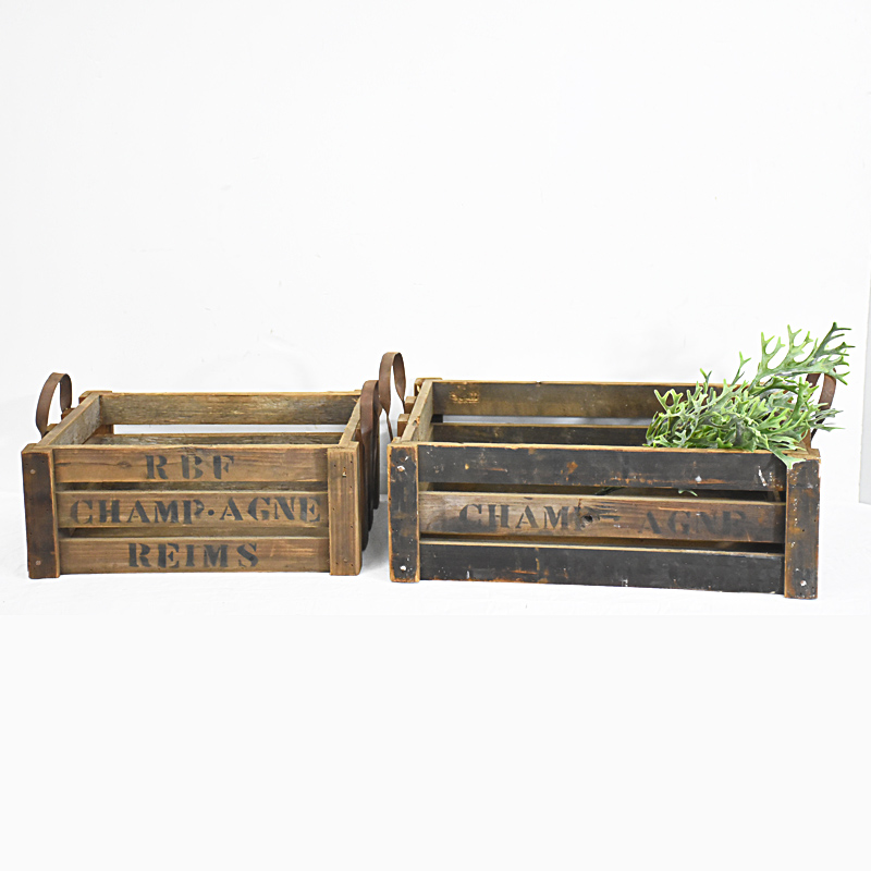 Rustic Country Style Reclaimed Wooden Crates Planter box with Metal Handle